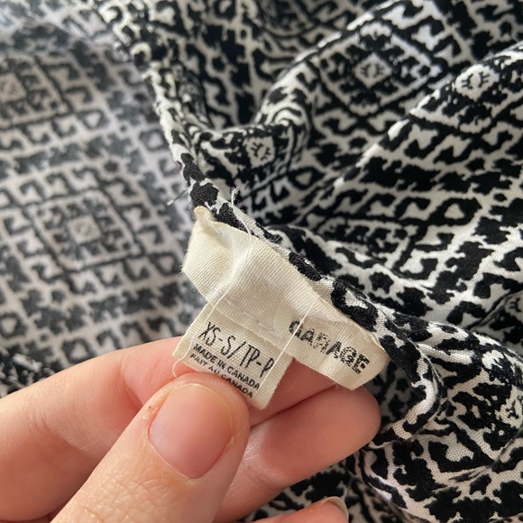 Backless Black and White Sundress - Picture 2 of 4